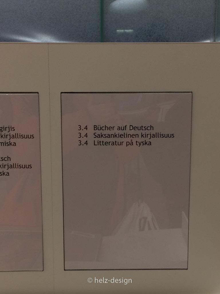 2 Regalteile deutsche Bücher