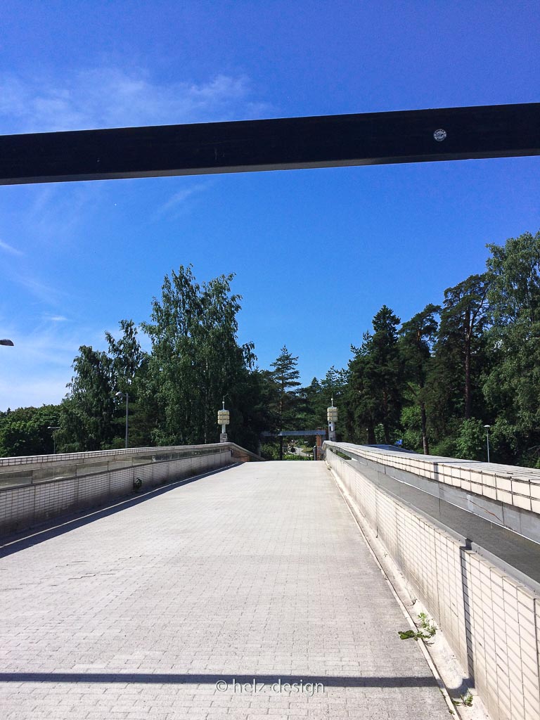 Tapiola Brücke über die Pohjantie