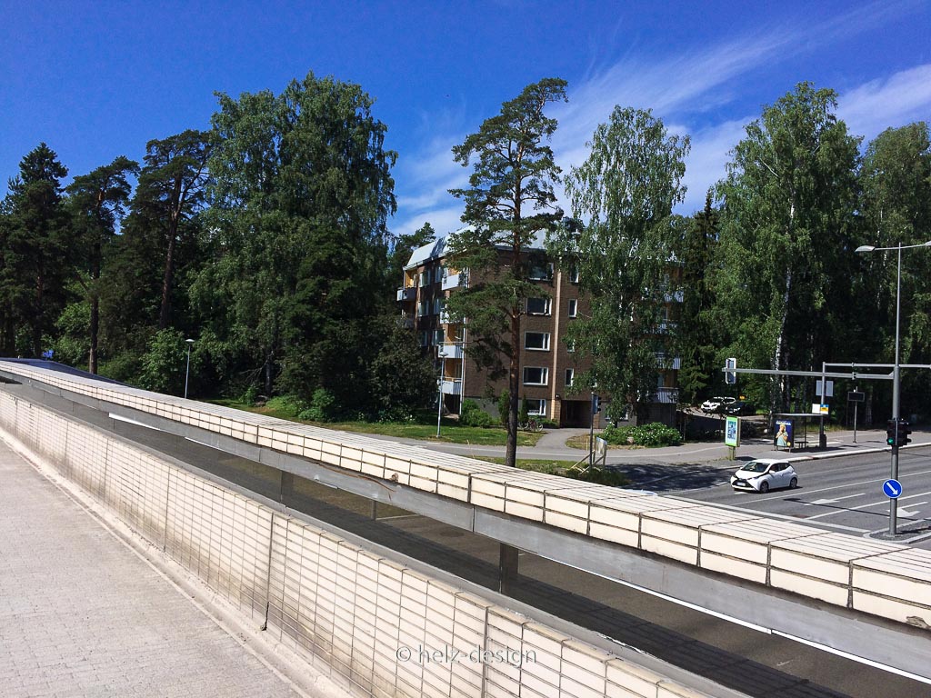 Tapiola Brücke über die Pohjantie