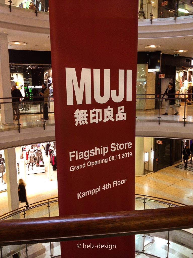 Werbung für Finnlands ersten Muji Store