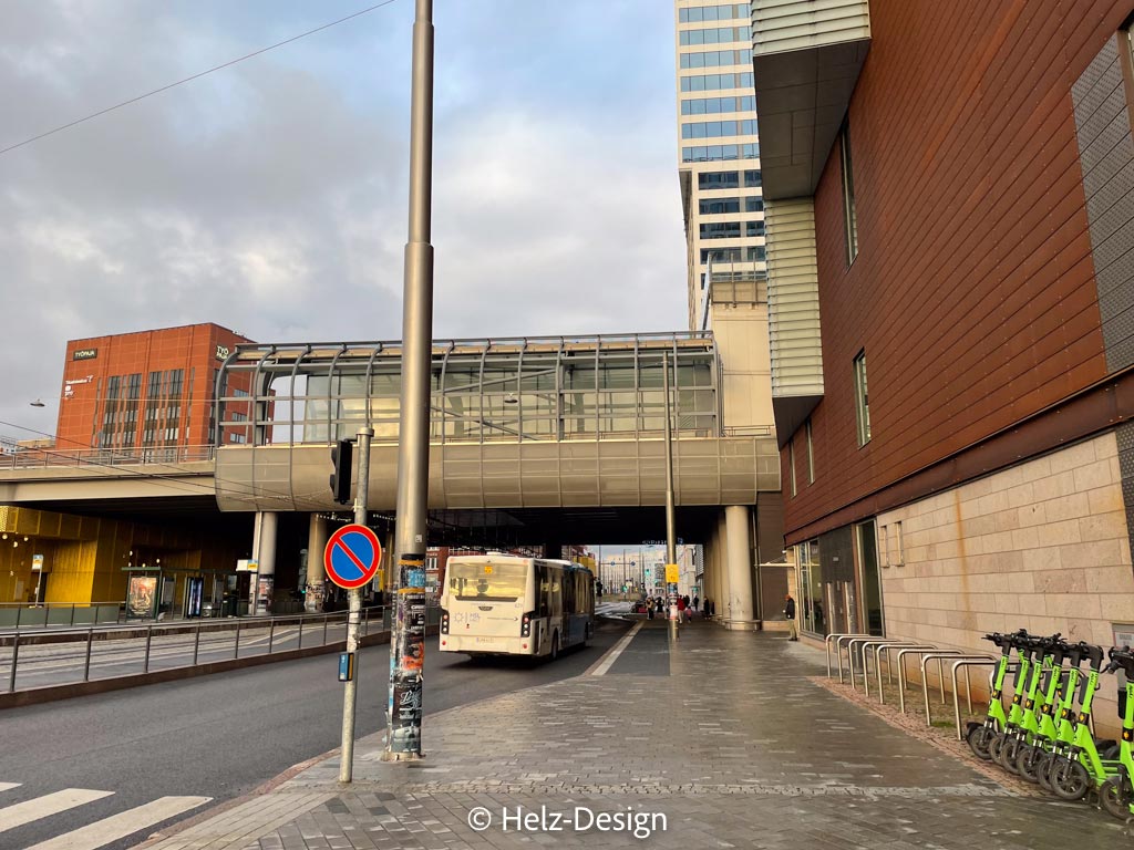 Hermanninrantatie und Metrostration 