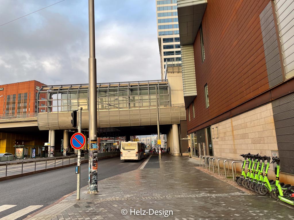 Hermanninrantatie und Metrostration 