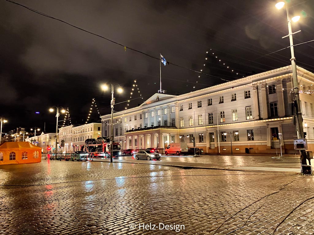 Kauppatori und Kaupungintalo