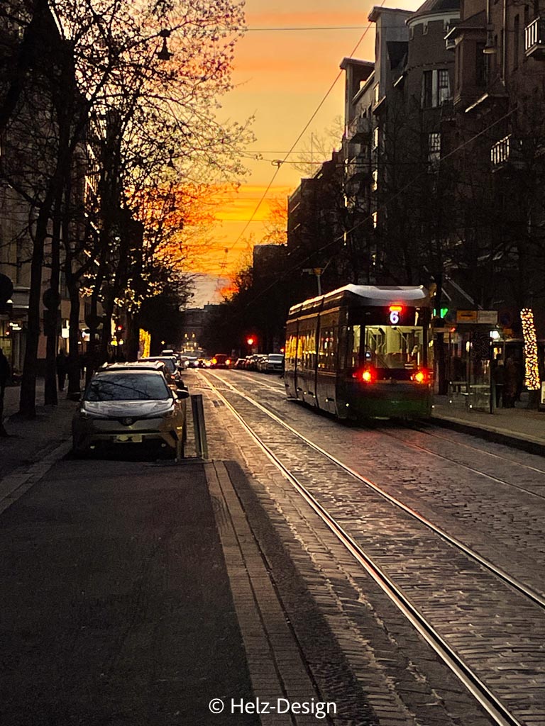 Bulevardi im Sonnenuntergang