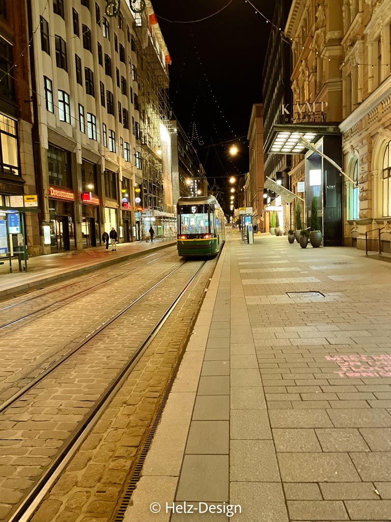 Tram auf der Aleksanterinkatu 