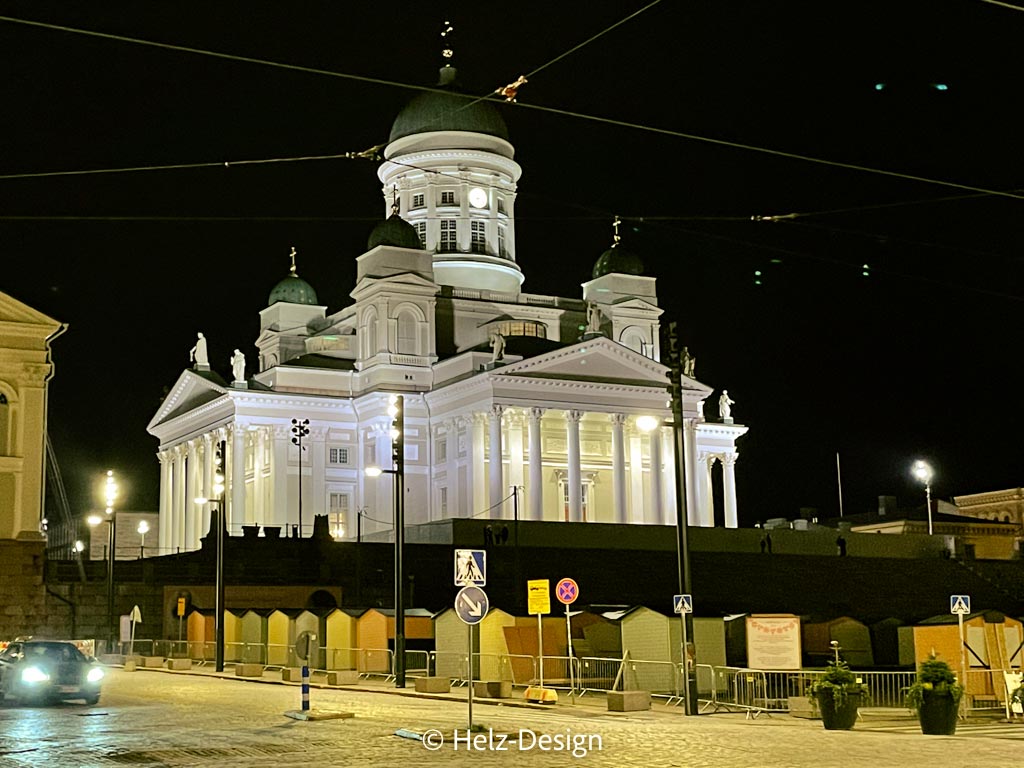 Senaatintori / Tuomiokirkko Helsinki